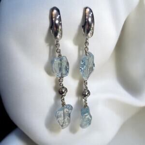 18KT White Gold and Natural Aquamarine GORGEOUS Dangle Drop Earrings